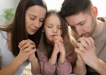 Oración para consagrar a la familia al Sagrado Corazón de Jesús