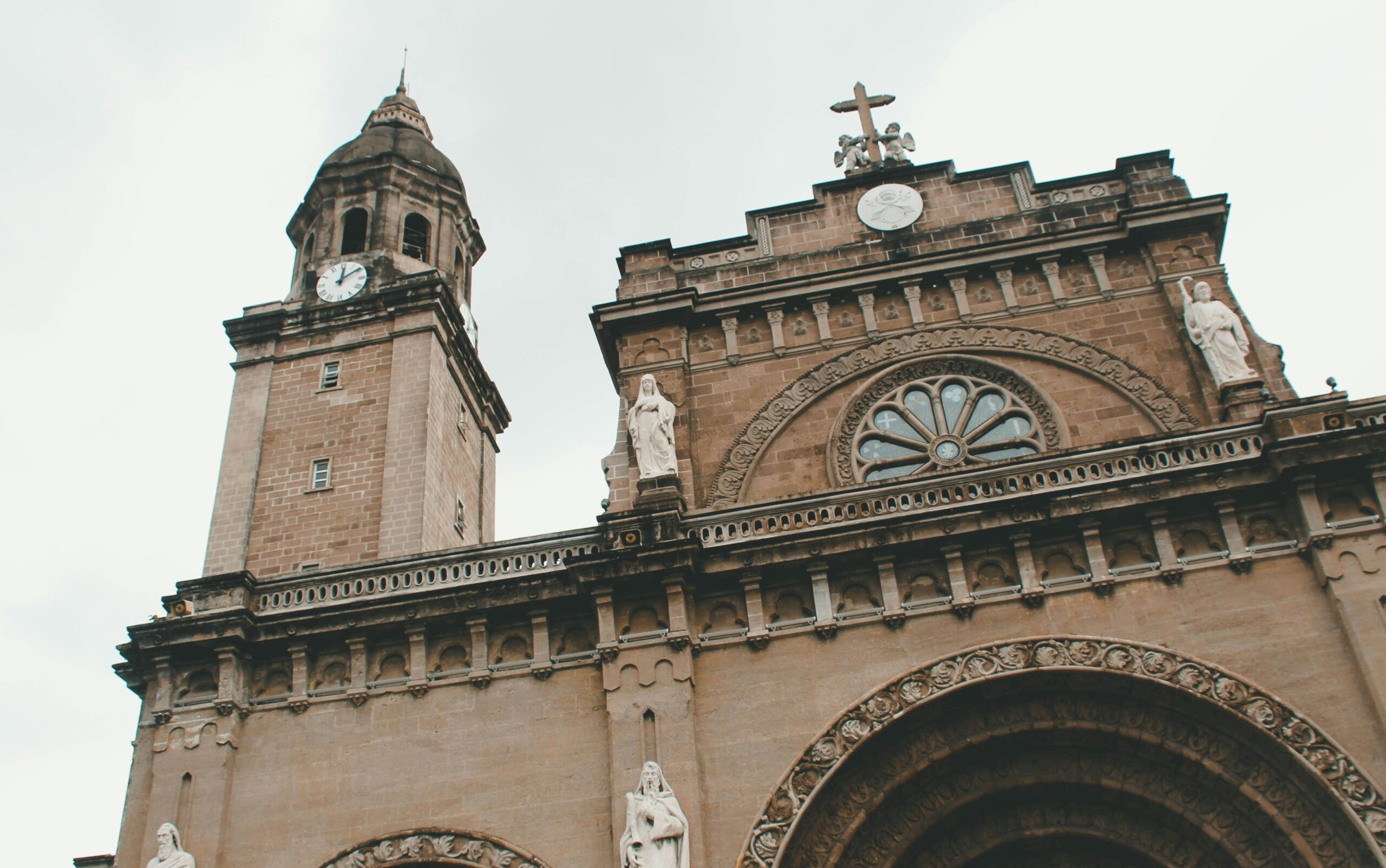 Milagros en las vigilias y iglesias